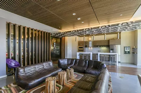 1285 Sutter St, San Francisco, CA 94109 photo 4