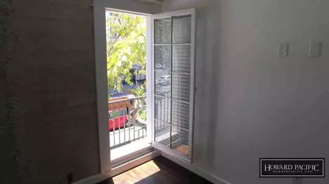 513 E Broadway, Long Beach, CA 90802 photo 2