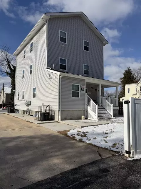 6504 Armstrong Ave, Baltimore, MD 21215