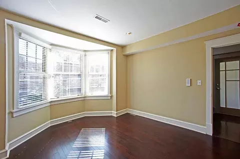 210 Maryland Plz, Saint Louis, MO 63108 photo 5