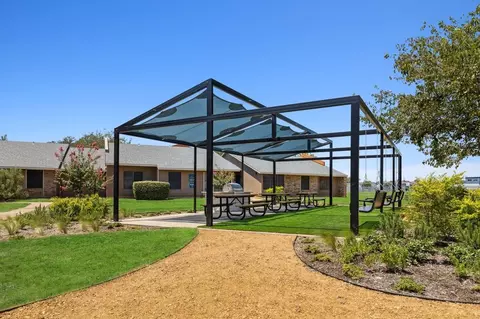 1304 Raider Dr, Euless, TX 76040 photo 9