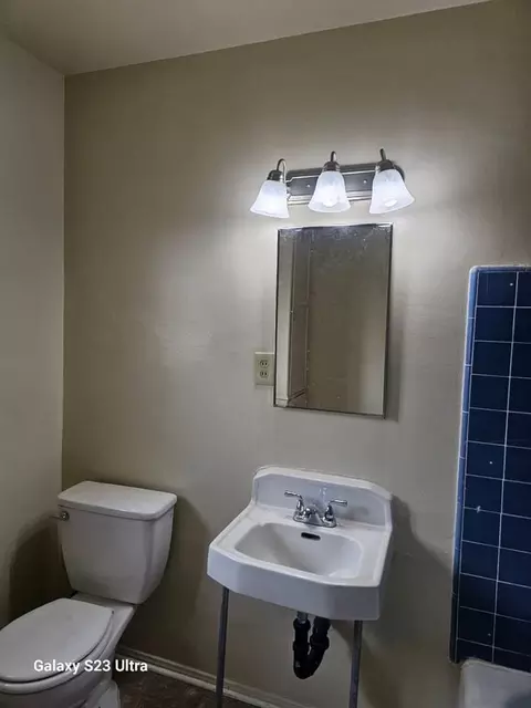 1116 W Valencia Dr, Fullerton, CA 92833 photo 12