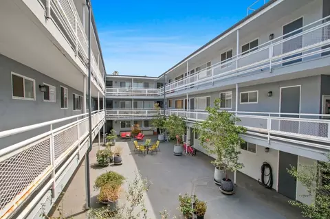 303 California Ave, Santa Monica, CA 90403