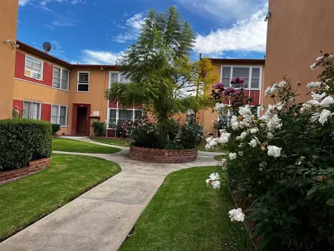 4144 4152 Somerset Dr, Los Angeles, CA 90008