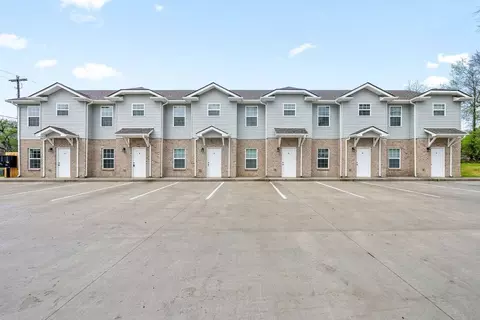 911 Crossland Ave, Clarksville, TN 37040