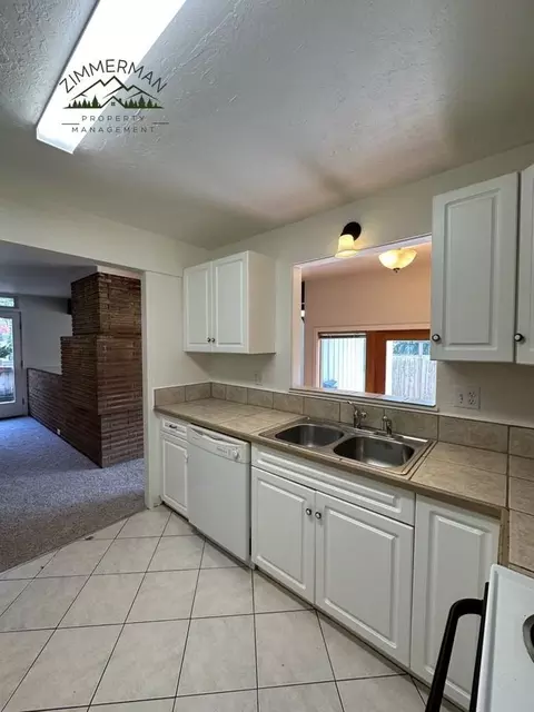 5 15 West 37th Ave, Eugene, OR 97405 photo 11