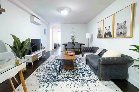 W 39th St, New York, NY 10018