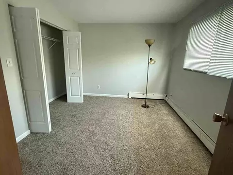 2014 10th Ave E, Williston, ND 58801 photo 3