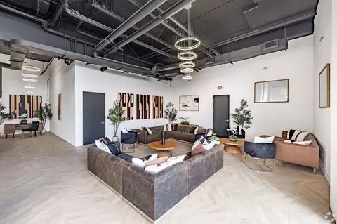 14526 Kittridge St, Van Nuys, CA 91405