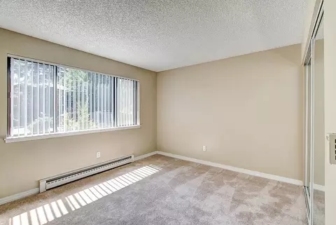 13808 NE 12th St, Bellevue, WA 98005 photo 18