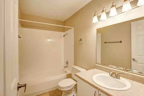 13808 NE 12th St, Bellevue, WA 98005 photo 13