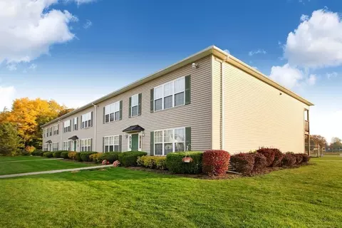 69 State St, Manchester, NY 14504