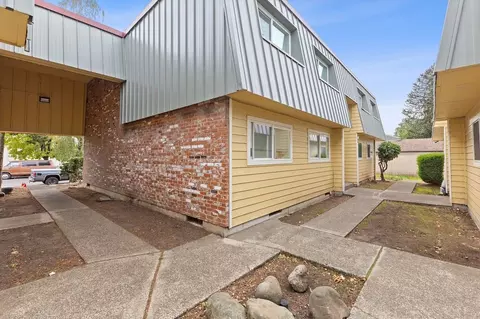 533 SE 160th Ave, Portland, OR 97233