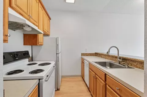 1202 E Pine St, Seattle, WA 98122