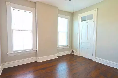 2821 Henrietta Pl, Saint Louis, MO 63104 photo 13