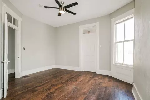 2821 Henrietta Pl, Saint Louis, MO 63104 photo 9