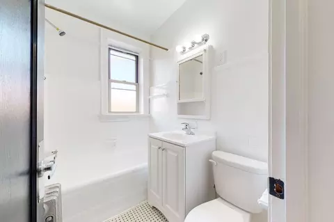 5501 S Cornell Ave, Chicago, IL 60637 photo 7