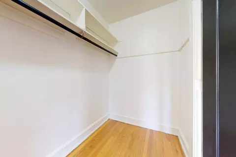 5501 S Cornell Ave, Chicago, IL 60637 photo 8