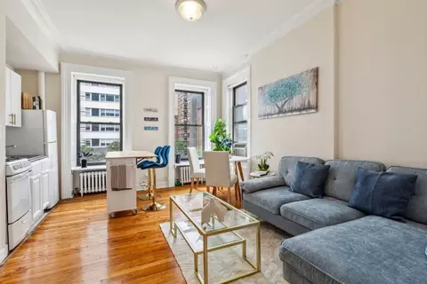 2 Nd Ave, New York, NY 10065