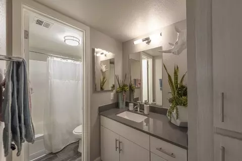 77 W Coolidge St, Phoenix, AZ 85013 photo 3