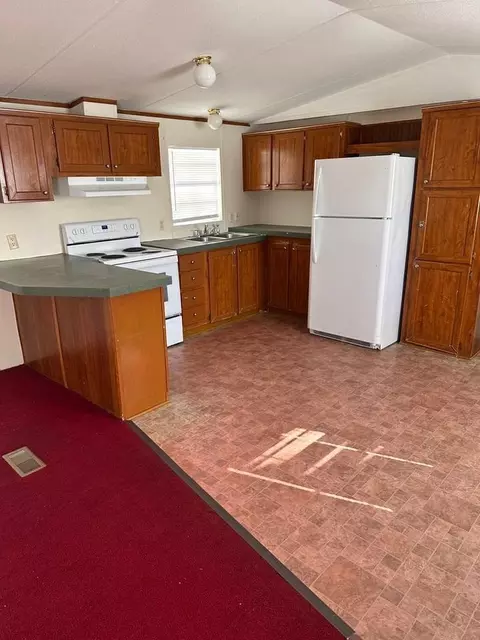 644-658 644-658 Reeves Drive 646-648 Navy St, Fort Walton Beach, FL 32547