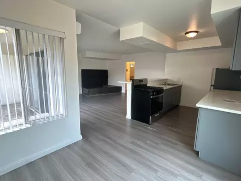 231 N Alhambra Ave, Monterey Park, CA 91755