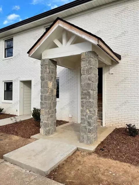 550 Winfield Dr, Bowling Green, KY 42103