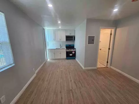 712 S Fernwood St, West Covina, CA 91791