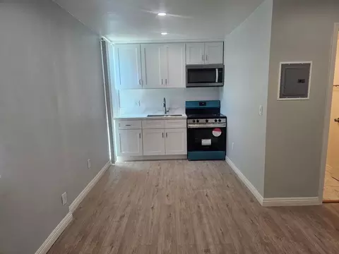 712 S Fernwood St, West Covina, CA 91791
