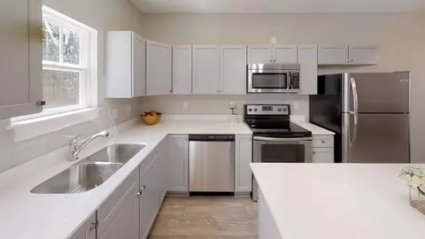 Paradise Pl, Wellford, SC 29385