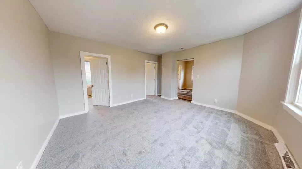  3319 W 44th St, Cleveland, OH 44109 photo 11