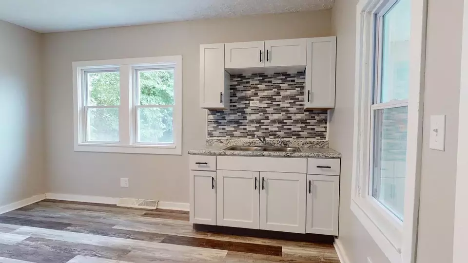  3319 W 44th St, Cleveland, OH 44109 photo 5