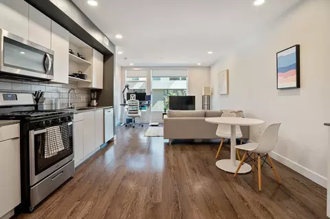 Santa Monica Blvd, Los Angeles, CA 90038