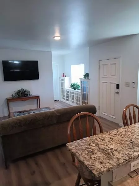 410 12th St, Lovelock, NV 89419