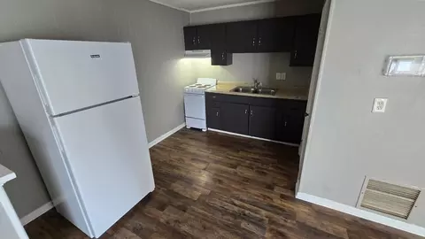 1708 Jennifer Rd, Lexington, KY 40505