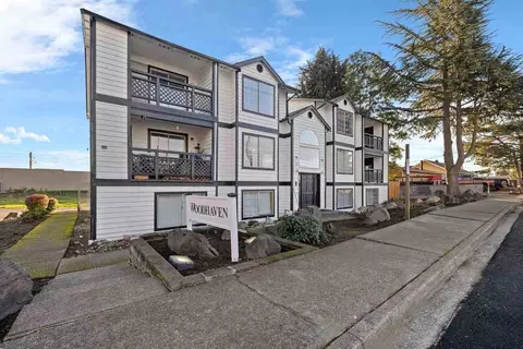 23110 30th Ave S, Des Moines, WA 98198