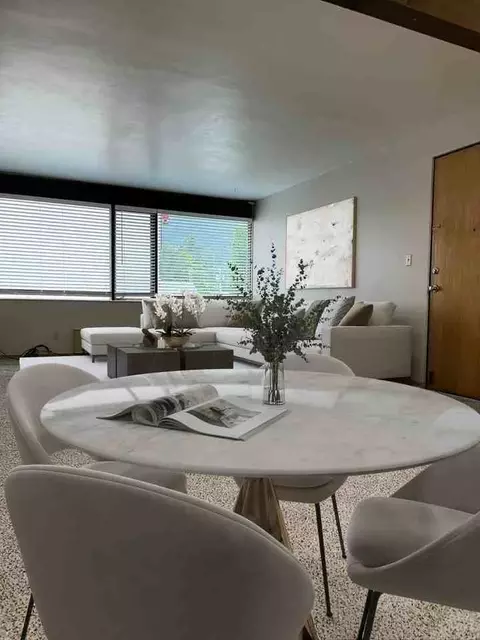 215 Front St N, Issaquah, WA 98027