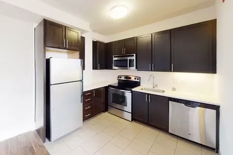 214 E Armour Blvd, Kansas City, MO 64111
