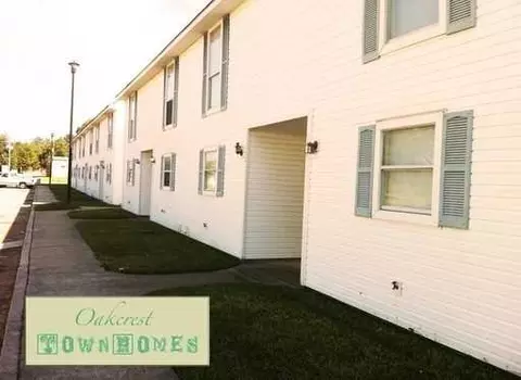 Oakcrest Dr, Hattiesburg, MS 39402