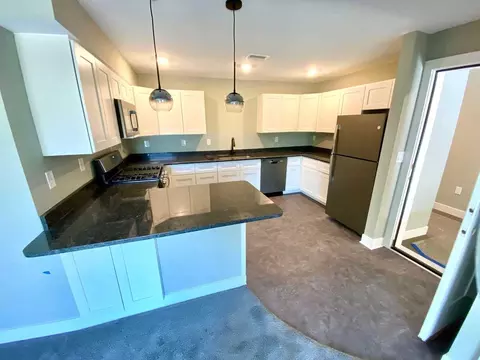 875 Houseman Ave NE, Grand Rapids, MI 49503