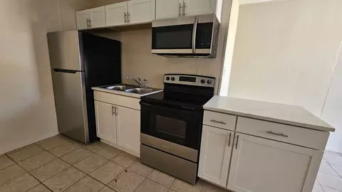 2921 N Geronimo Ave, Tucson, AZ 85705