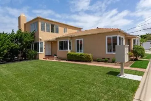 1558 Ebers St, San Diego, CA 92107