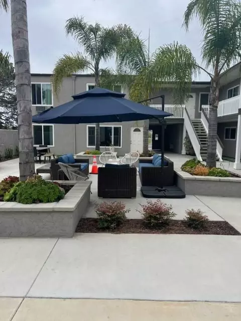 3334 Eureka Pl, Carlsbad, CA 92008