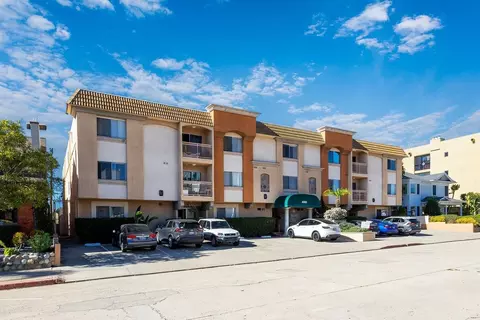 4066 Albatross St, San Diego, CA 92103