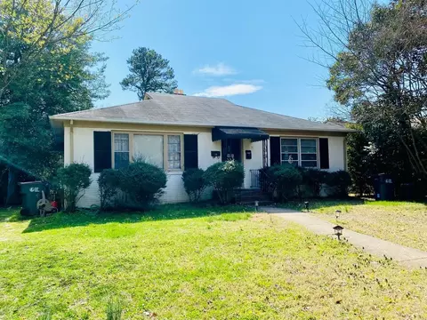 4913 Monument Ave, Richmond, VA 23230