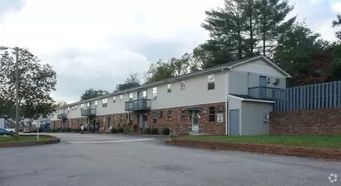 2627 Poinsett Hwy, Greenville, SC 29609