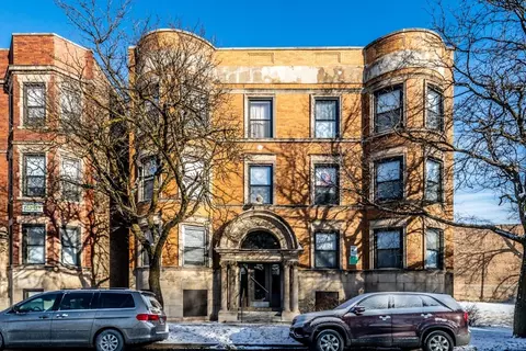5051 S Forrestville Ave, Chicago, IL 60615