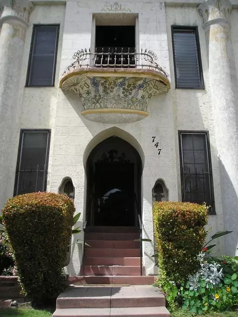 747 Wilcox Ave, Los Angeles, CA 90038