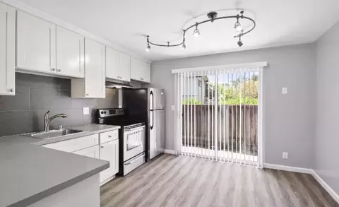 37 Sherland Ave, Mountain View, CA 94043
