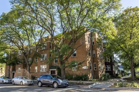 2317 W Chase Ave, Chicago, IL 60645